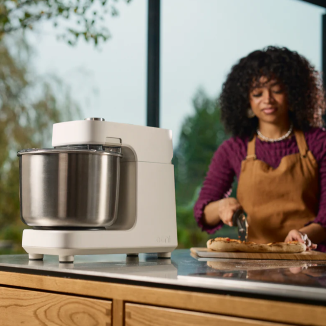 Halo Pro Spiralmixer Polarweiß Bundle inkl. Pizzaschneider und Servierbrett
