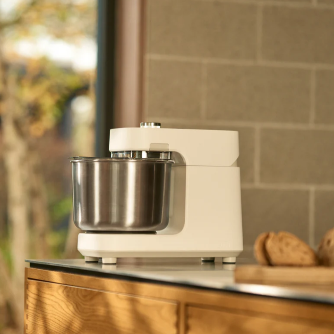 Halo Pro Spiralmixer Polarweiß Bundle inkl. Pizzaschneider und Servierbrett