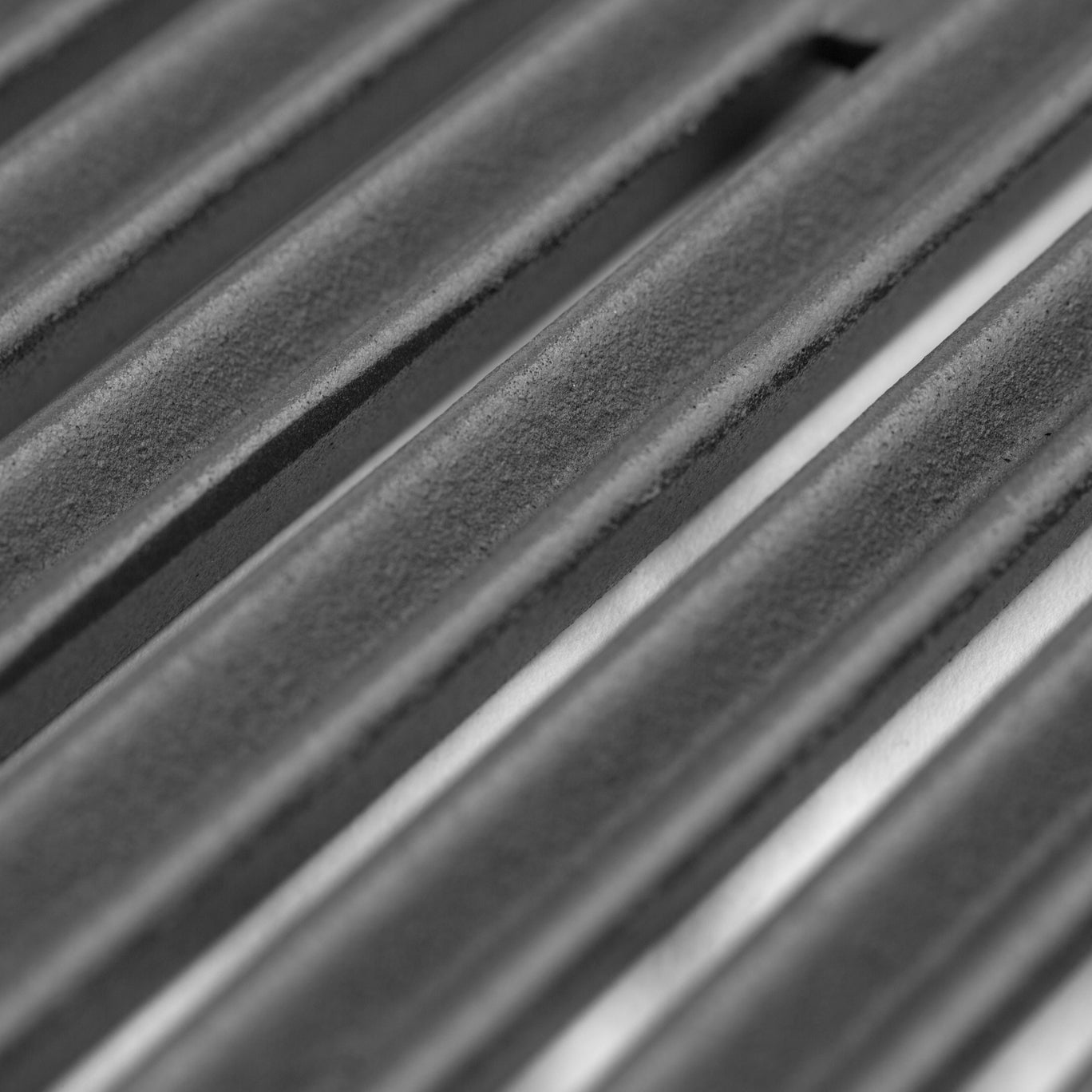 Baron 590 Black Gasgrill inkl. Drehspieß - Modell 2025