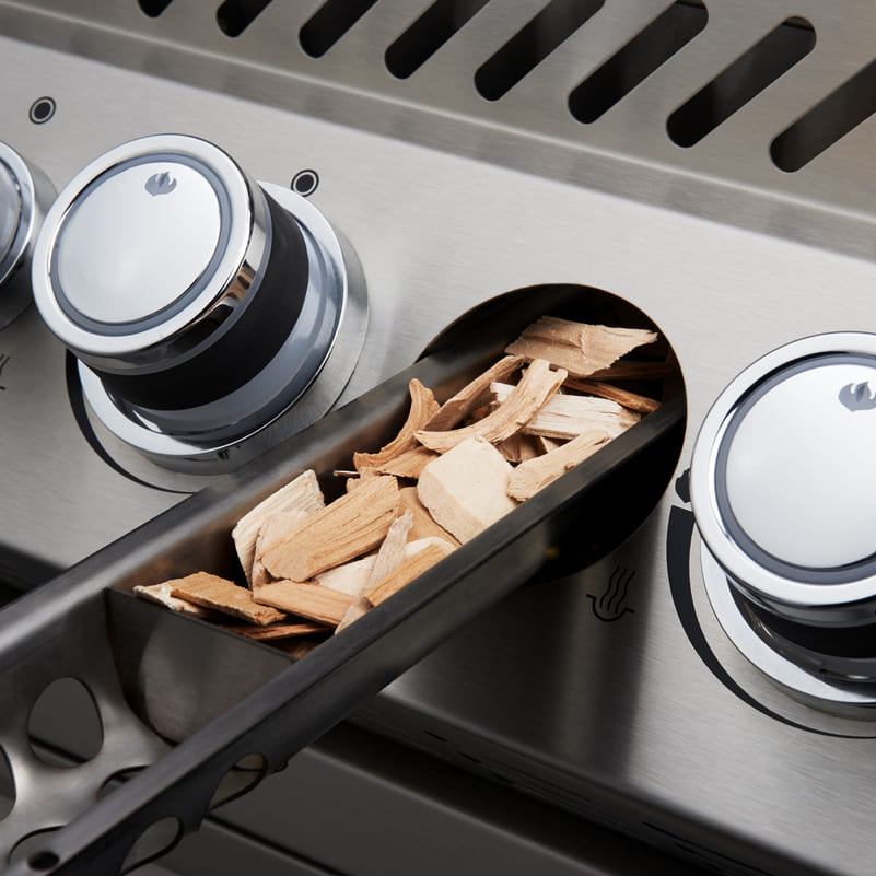 Prestige Pro 825, Edelstahl, Einbaugasgrill inkl. Drehspieß + Garraumbeleuchtung
