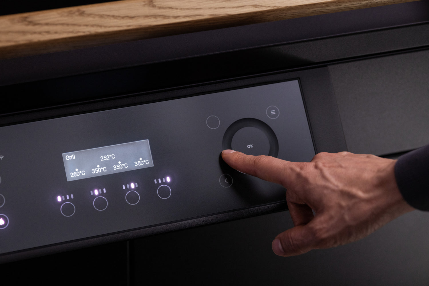 GQ4 Gasgrill Shiraz Red