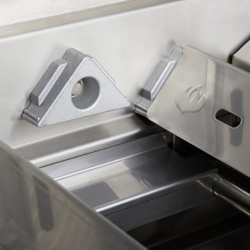 Prestige PRO 825, Edelstahl Gasgrill inkl. Drehspieß + Garraumbeleuchtung